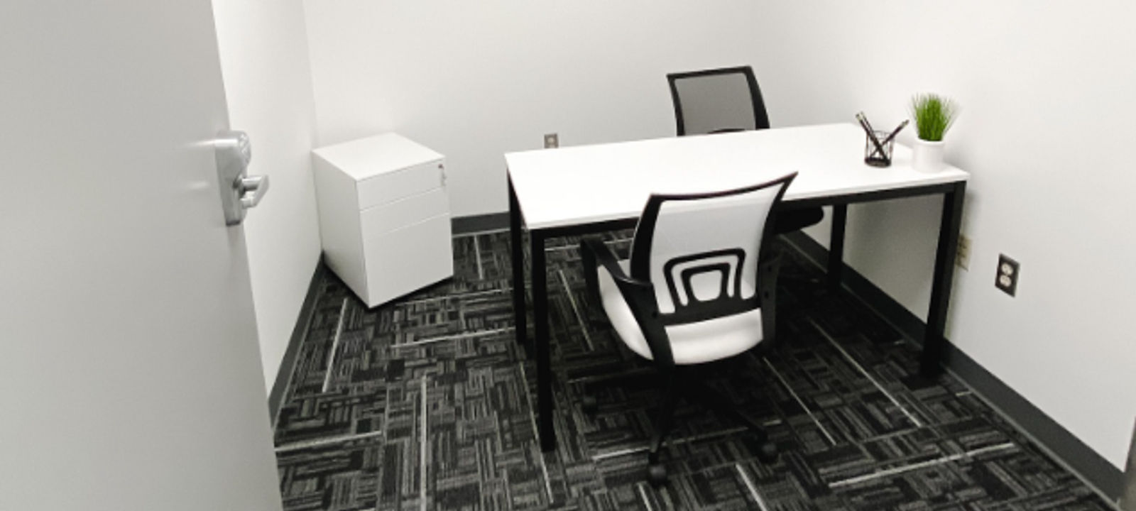 7300 Hanover Green Dr, Mechanicsville - Image 1