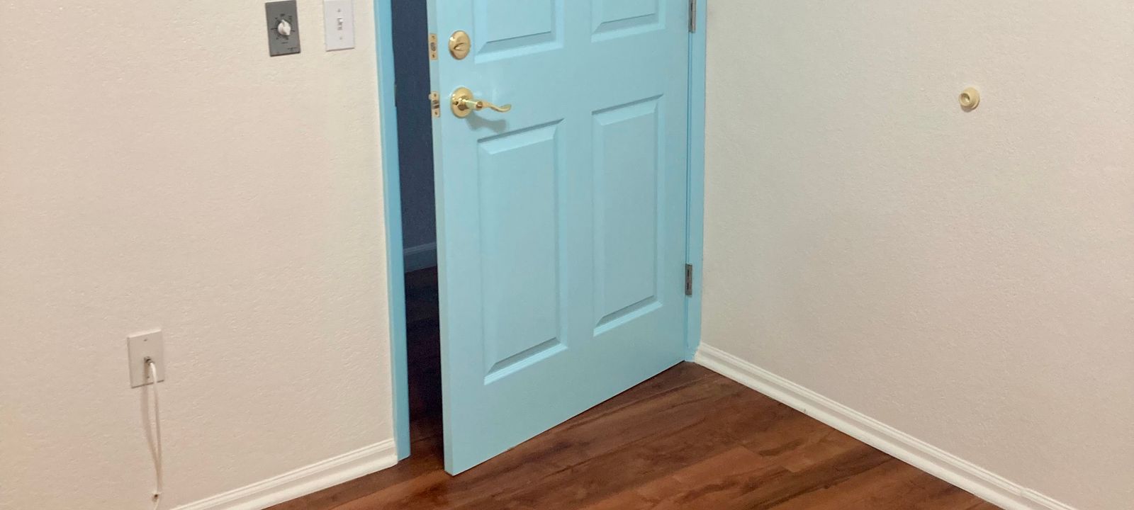 Accounting and Taxation Services 4205 W Burbank Blvd Accounting and Taxation Services 4205 W Burbank Blvd, Burbank - Image 1