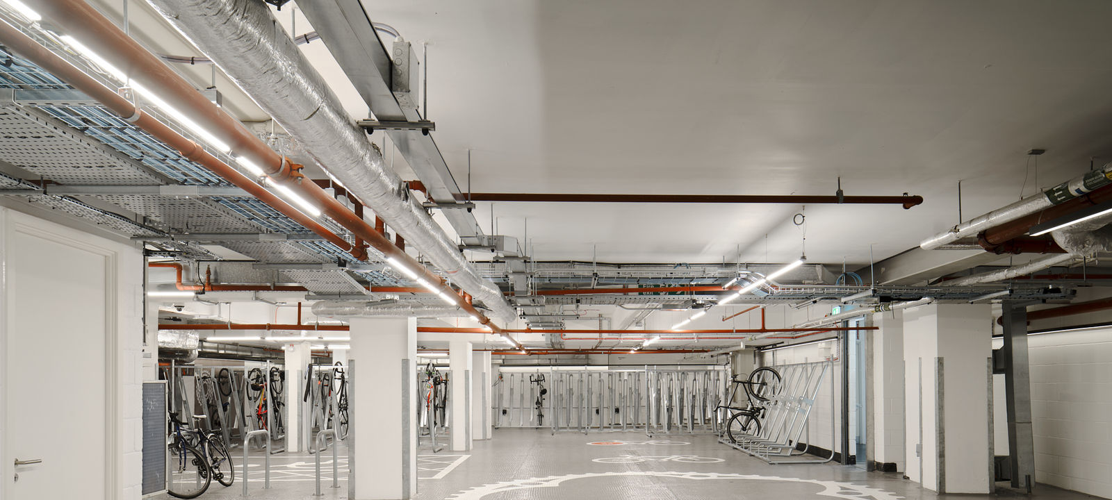 107 Cheapside, St Pauls - Image 1