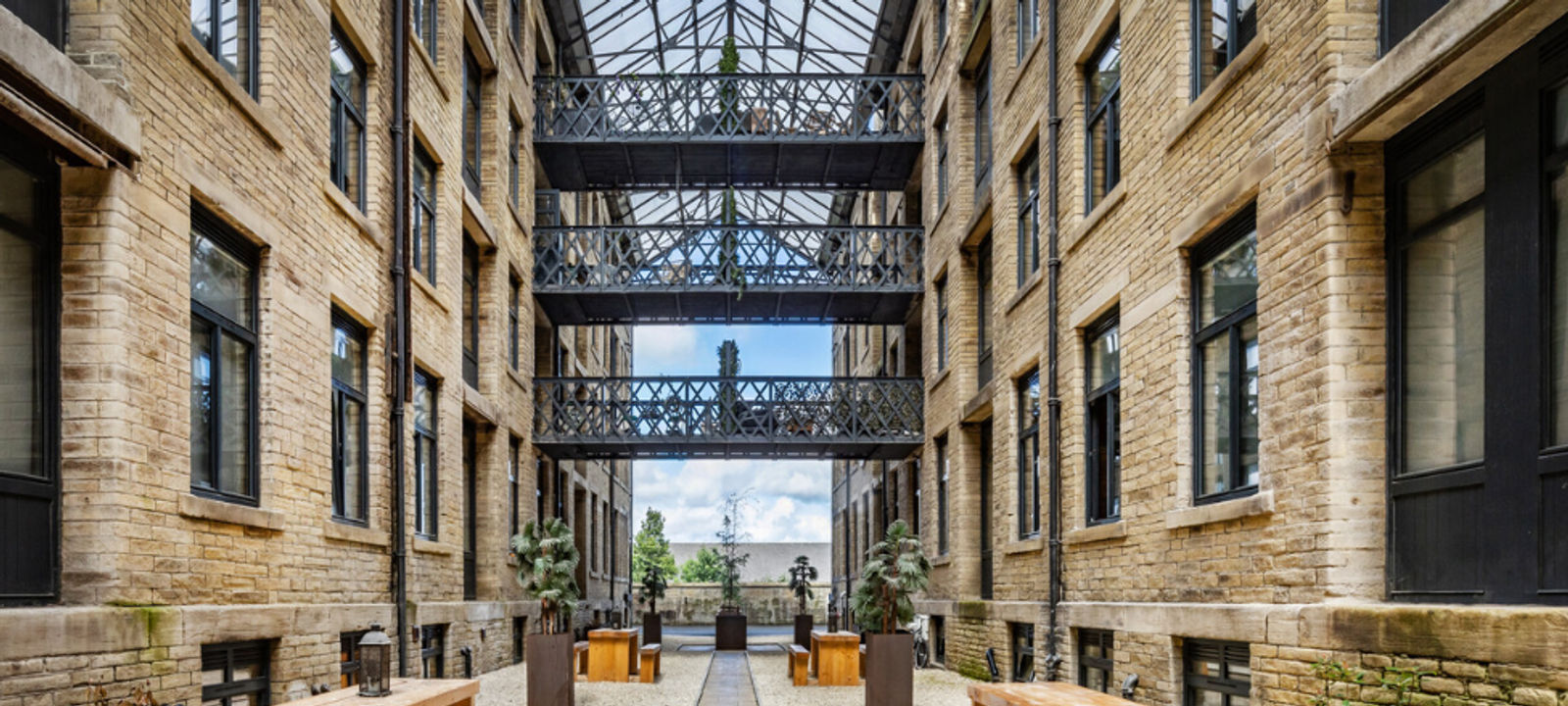 Cape Street, Bradford - Image 1