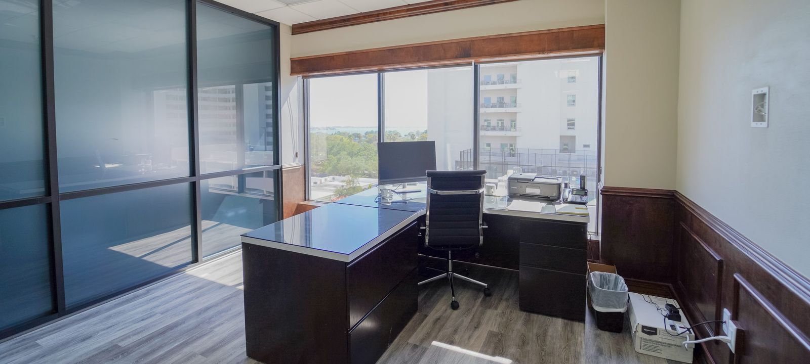 1343 Main St, Sarasota - Image 1