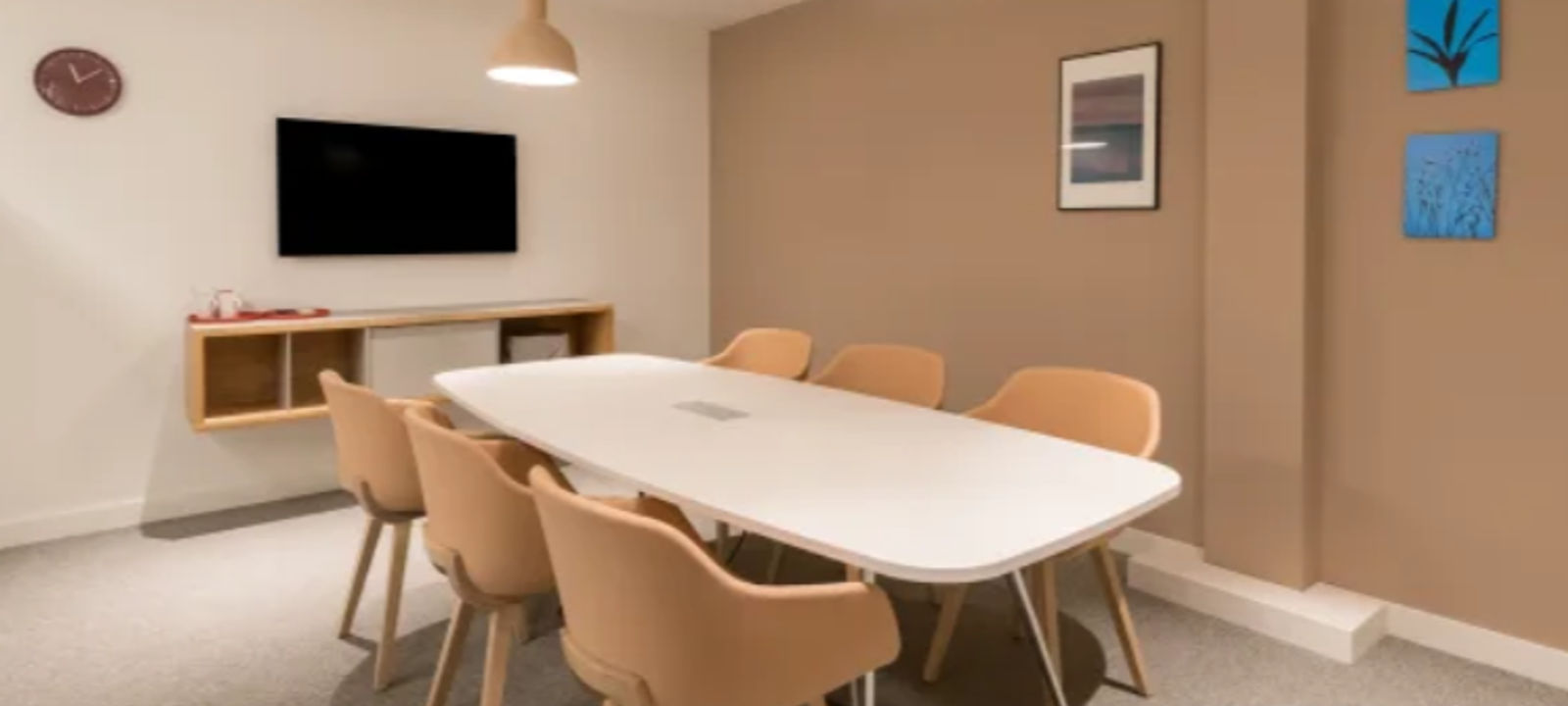 1870 W Winchester Rd, Libertyville - Image 1