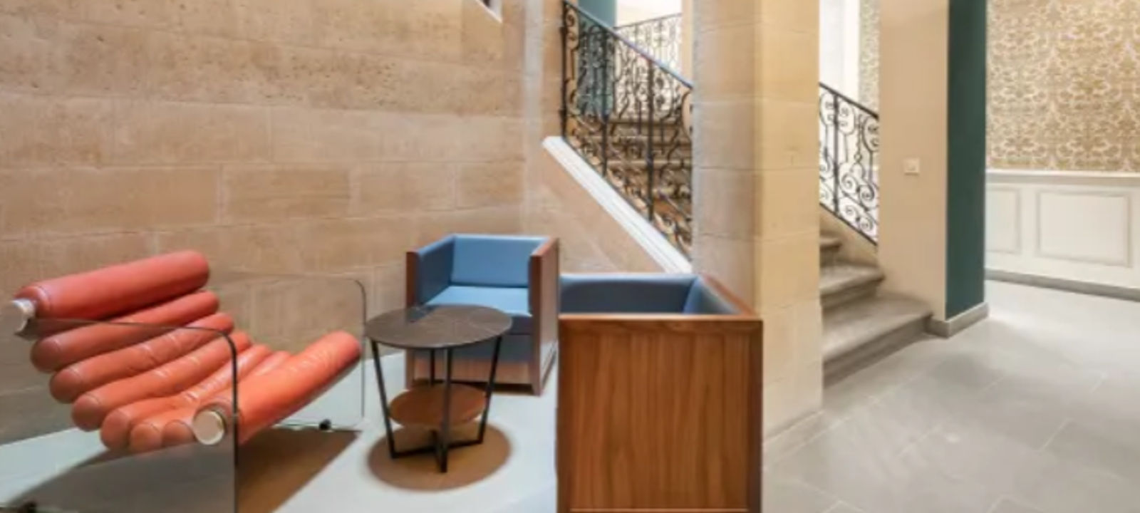 1870 W Winchester Rd, Libertyville - Image 1