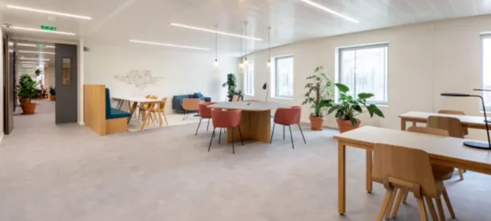 2055 Craigshire Rd, St Louis - Image 1