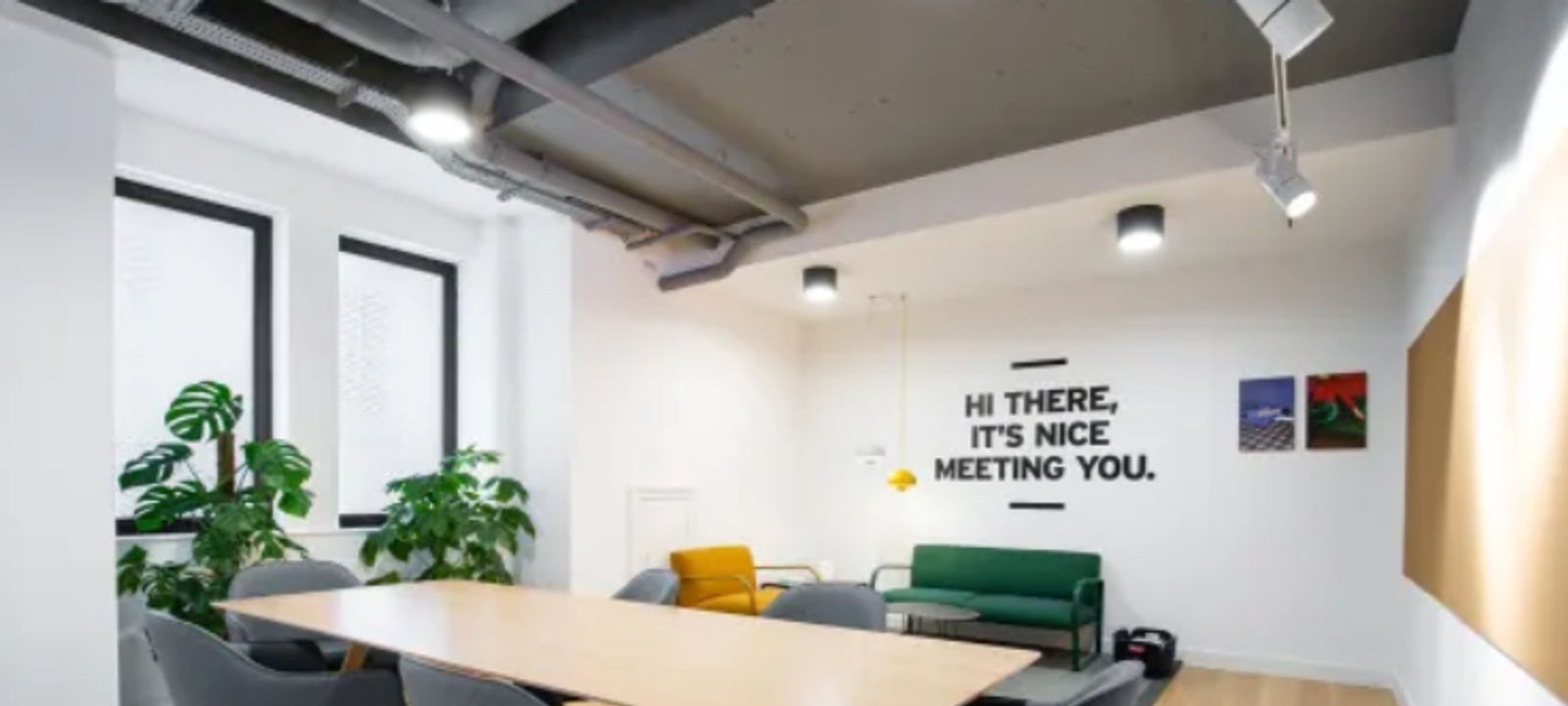 2055 Craigshire Rd, St Louis - Image 1