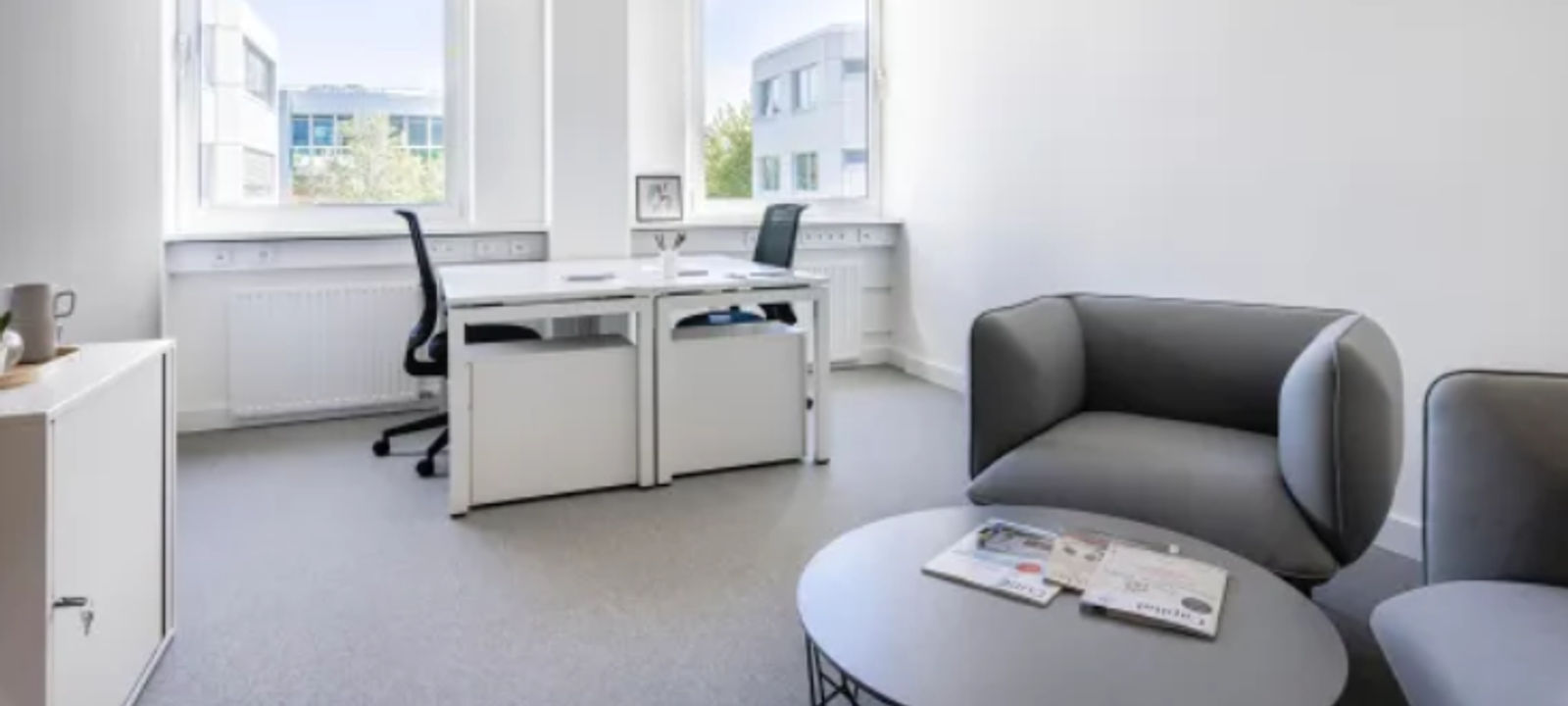 2055 Craigshire Rd, St Louis - Image 1