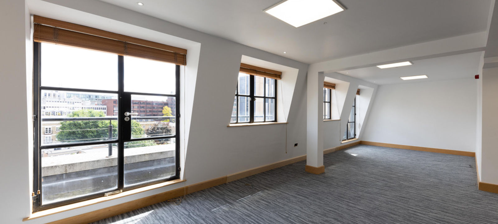 25 W Tenter St 25 W Tenter St, London - Image 1