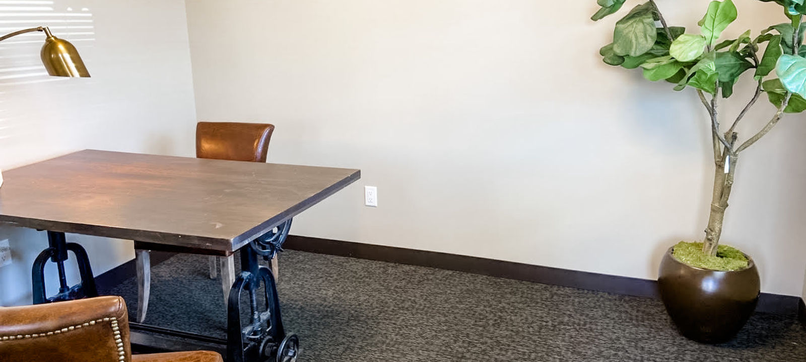 440 Eureka Rd, Wyandotte - Image 1