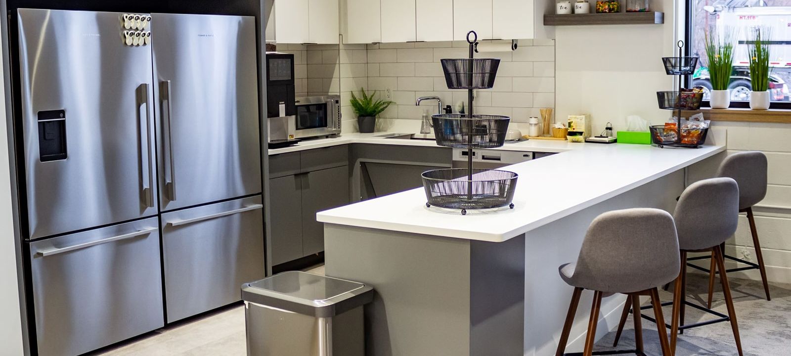 186 Alewife Brook Parkway Fresh Pond Mall, Cambridge - Image 1