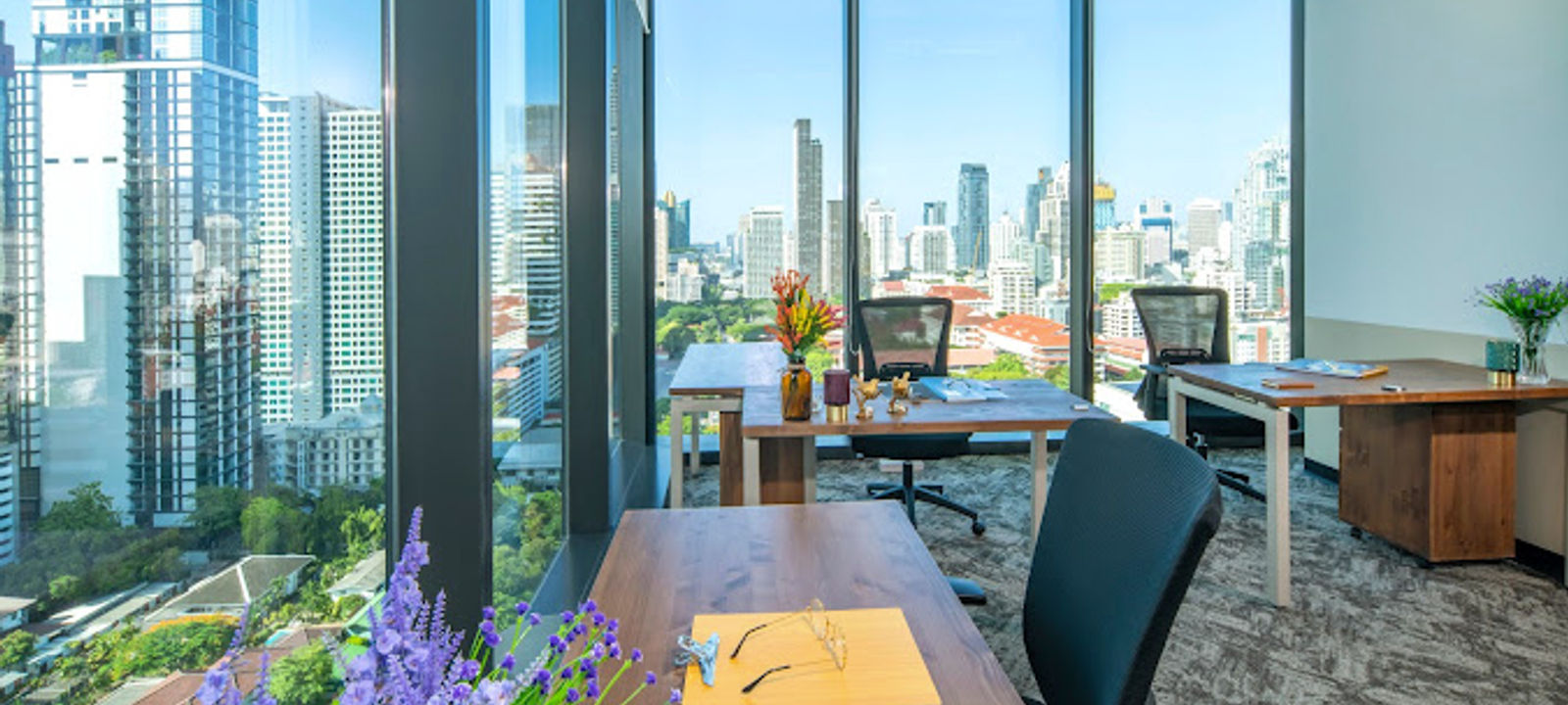 1818 Phetchaburi Road, Ratchathewi - Image 1