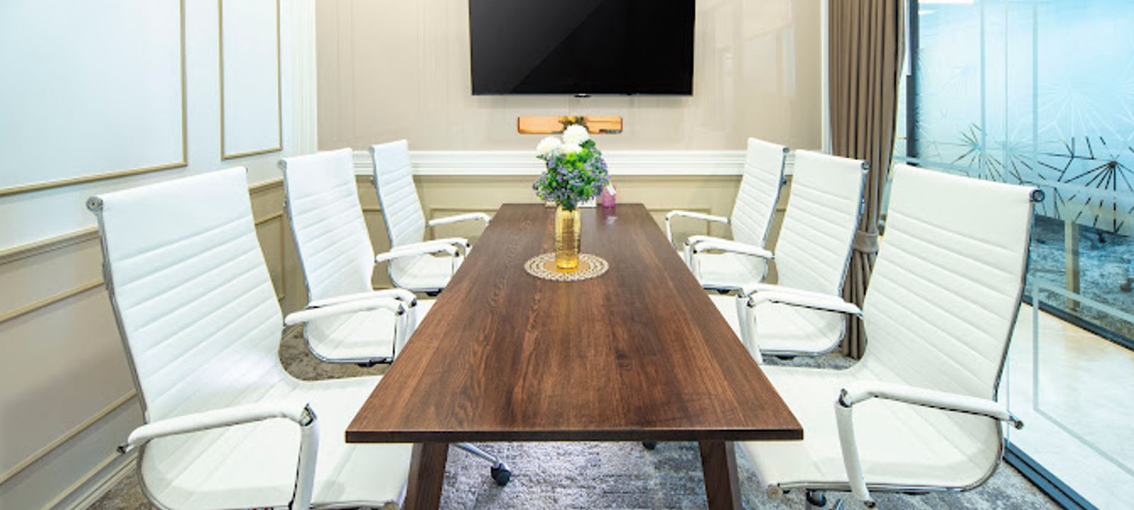 1818 Phetchaburi Road, Ratchathewi - Image 1