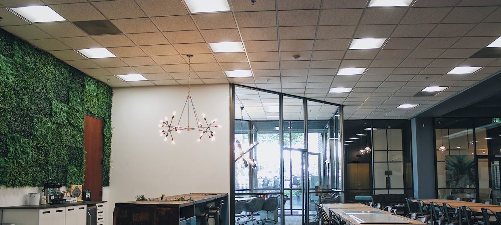 915 Broadway St, Vancouver - Image 1