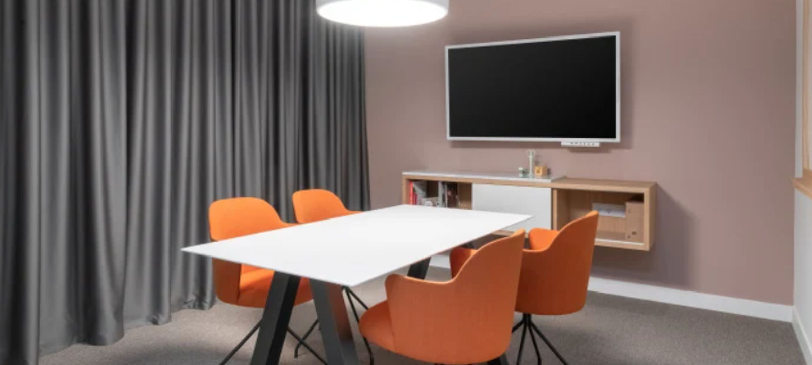 22550 Town Cir, Moreno Valley - Image 1