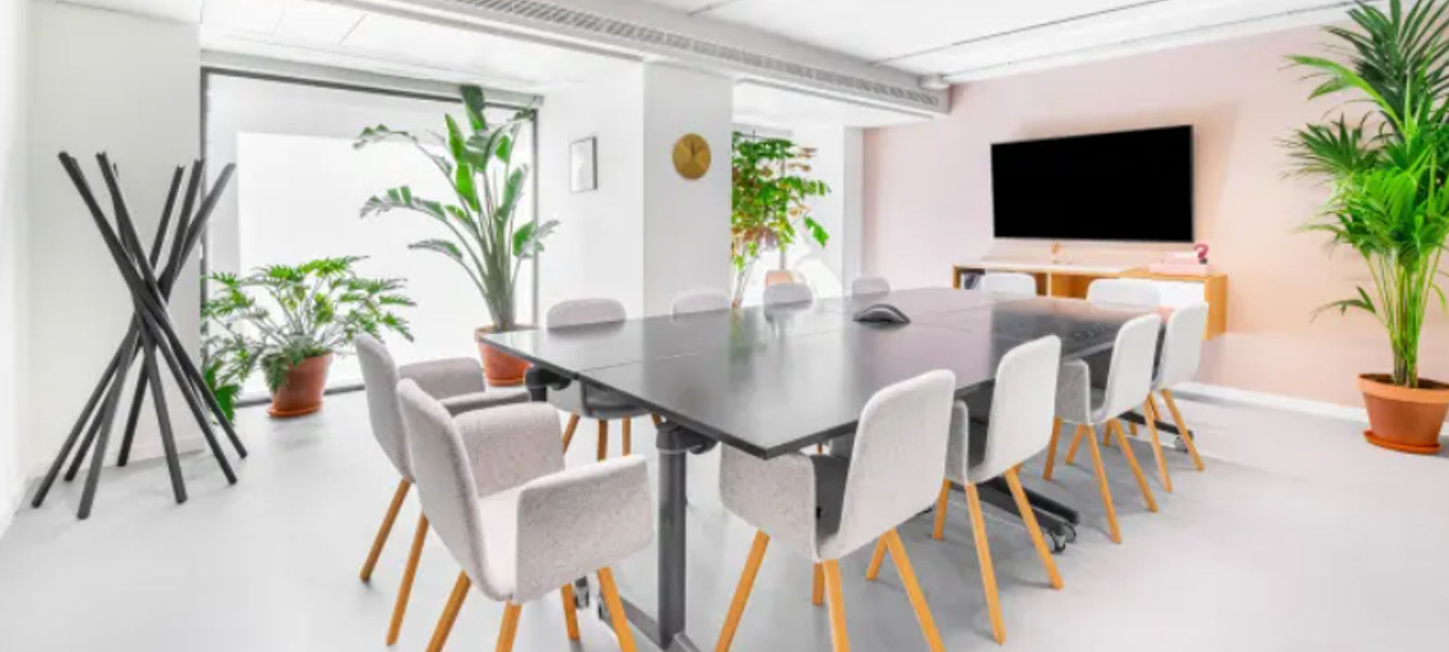 803 Camarillo Springs Rd, Camarillo - Image 1