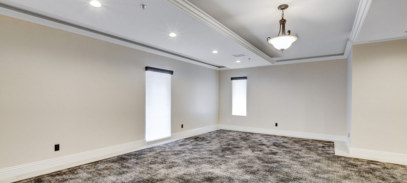 3470 E Russell Rd, Las Vegas - Image 1