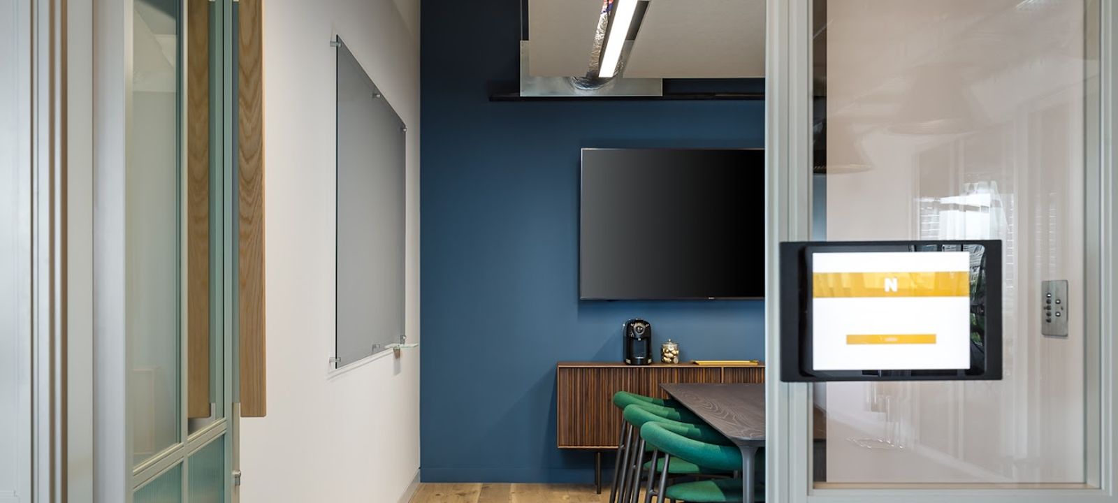 241 Southwark Bridge Road 241 Southwark Bridge Road, London - Image 1