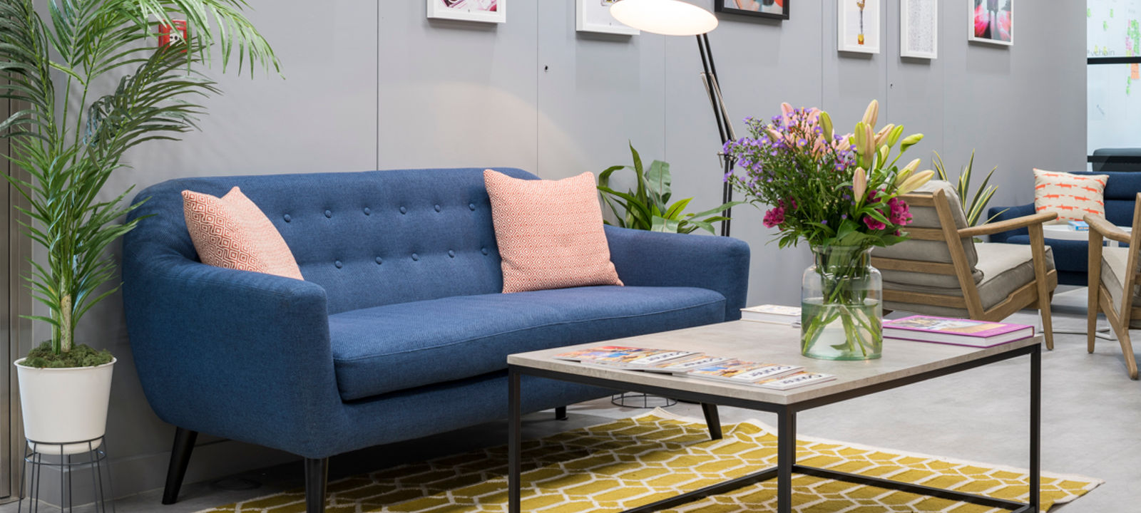 174 Hammersmith Road, Hammersmith - Image 1