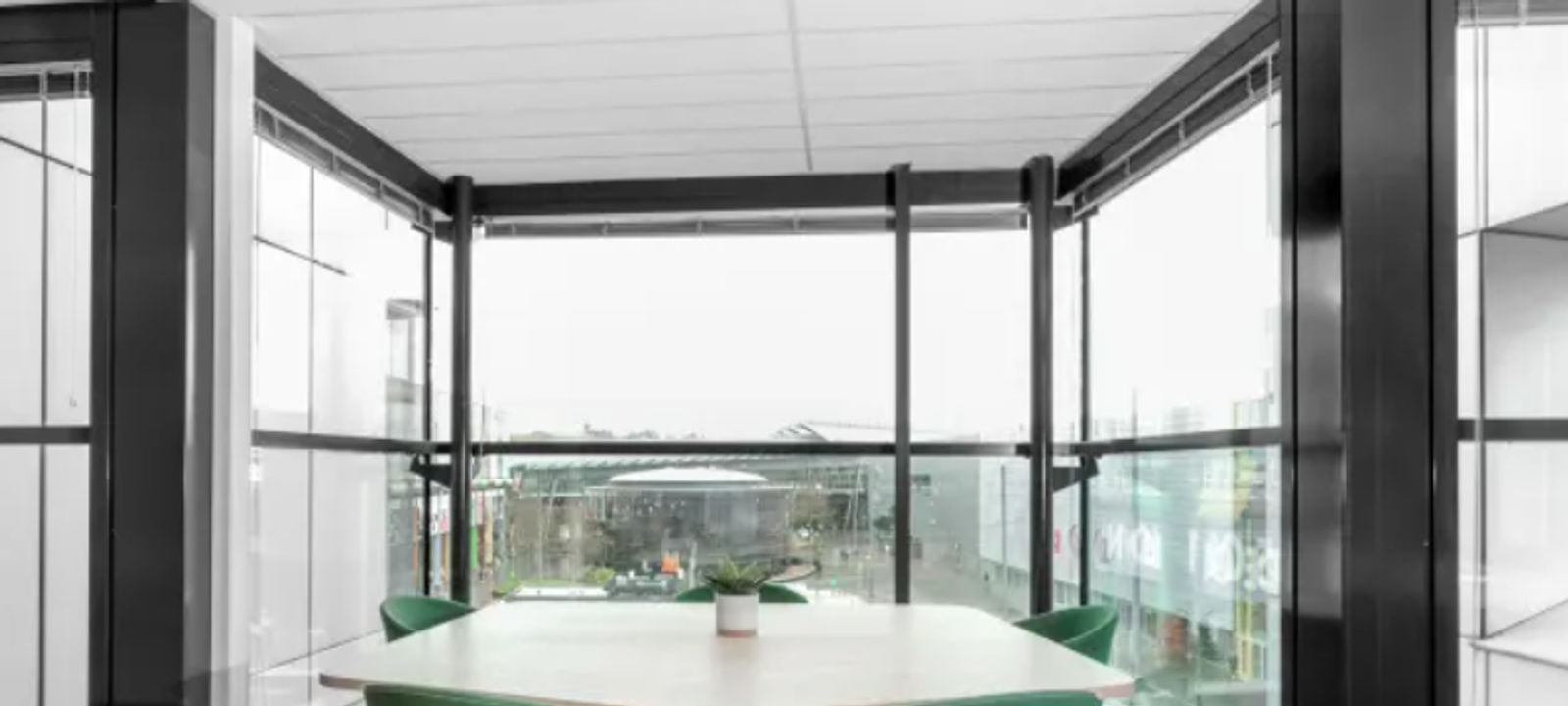 6007 Pdte Riesco, Santiago - Image 1