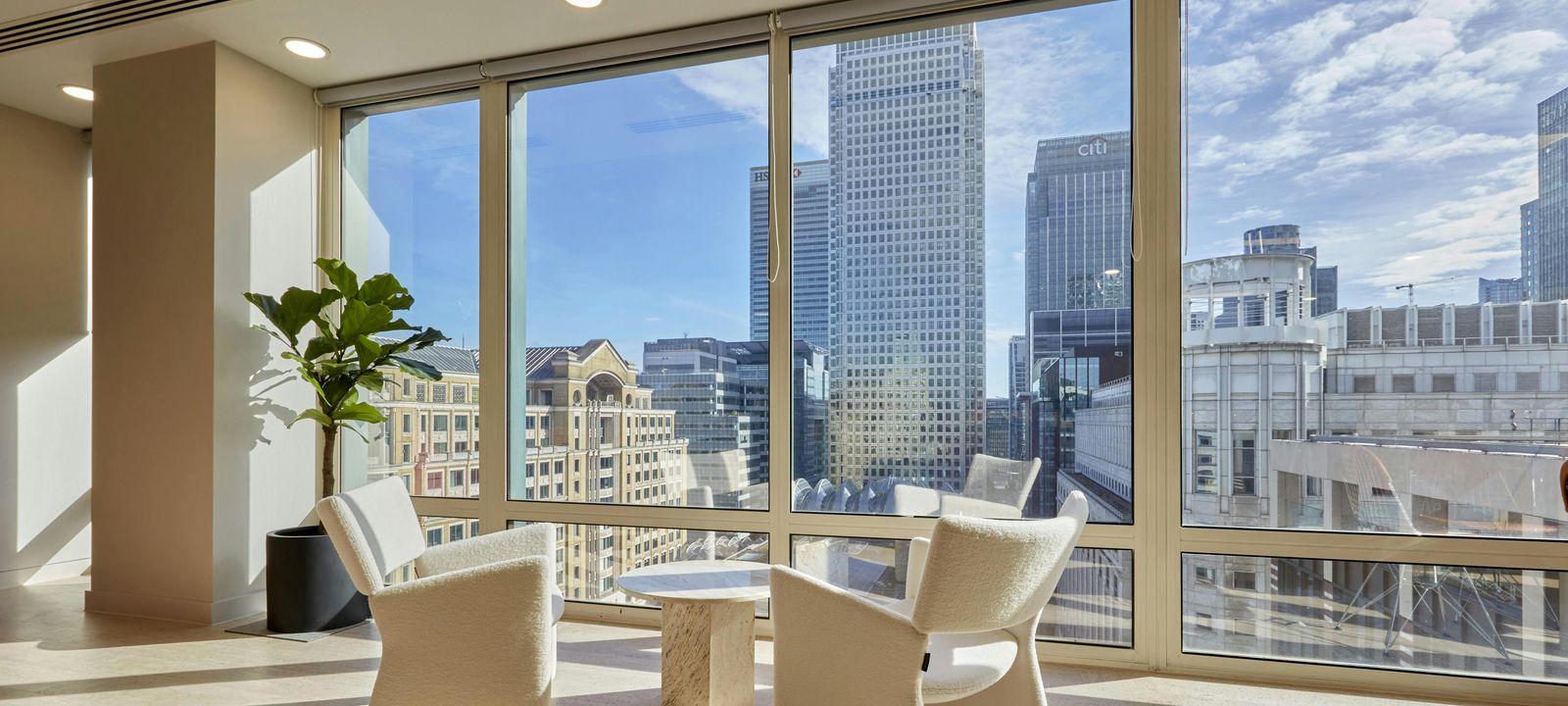 25 Cabot Square, London - Image 1