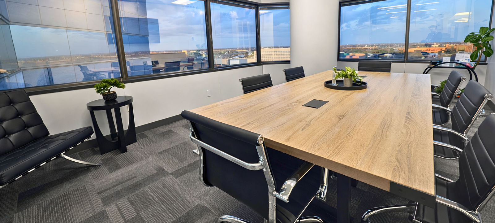 440 Louisiana Street, Houston - Image 1