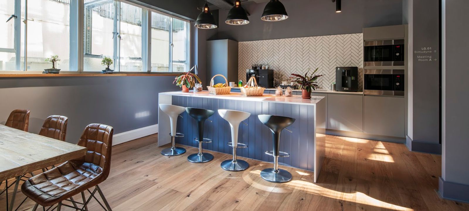 35 Luke Street, Shoreditch - Image 1