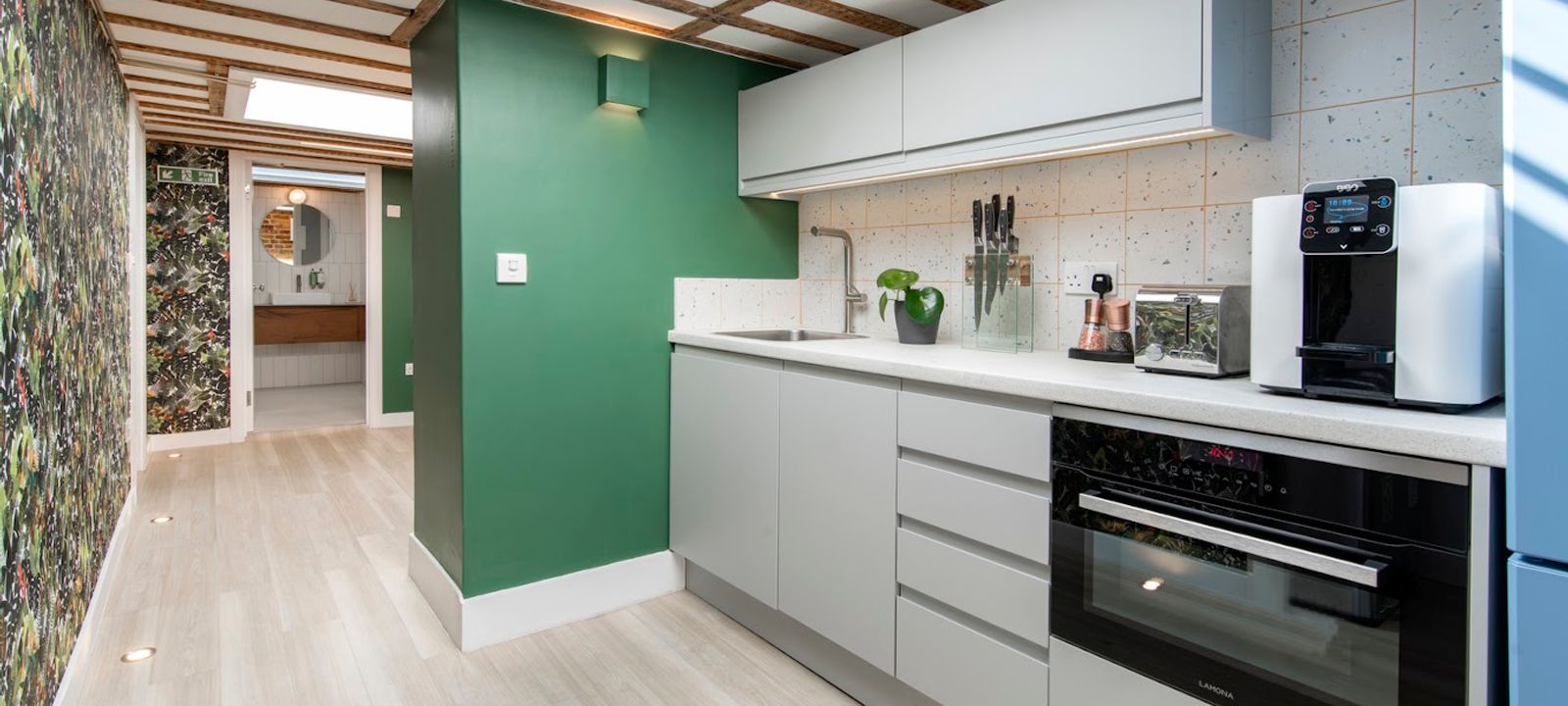 53 Duke Street, Mayfair - Image 1