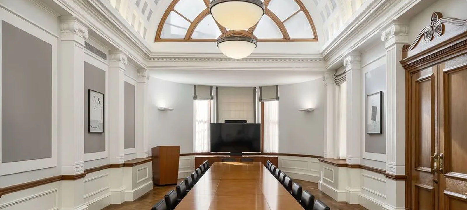 25 Southampton Buildings, Holborn - Image 1