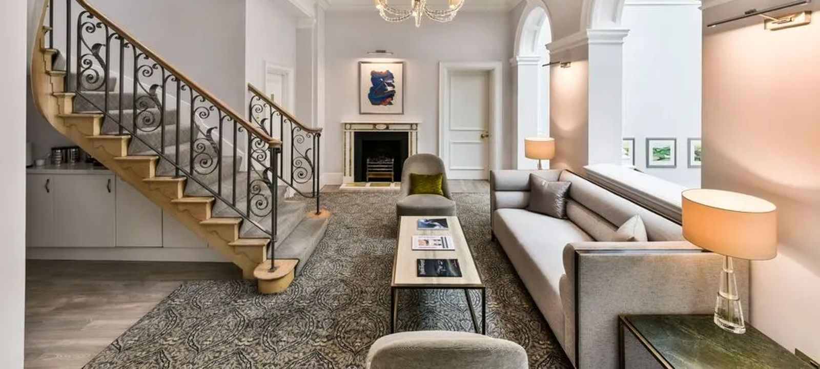 32 Curzon St, Mayfair - Image 1