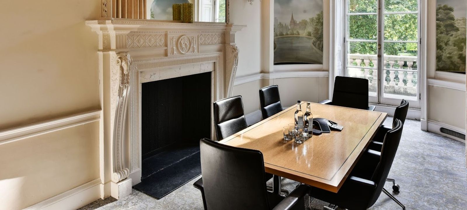 33 St James's Square, St James's - Image 1