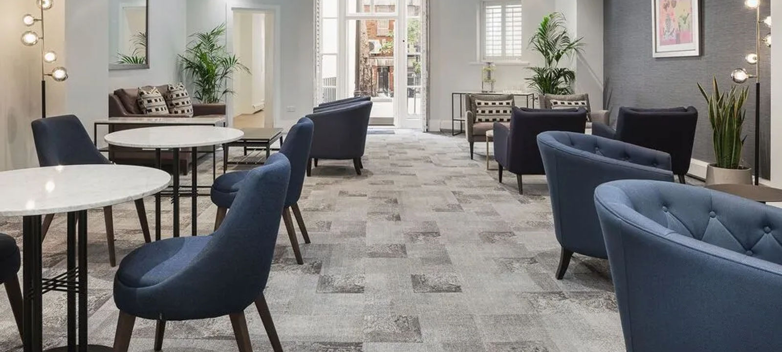 67 Grosvenor St, Mayfair - Image 1