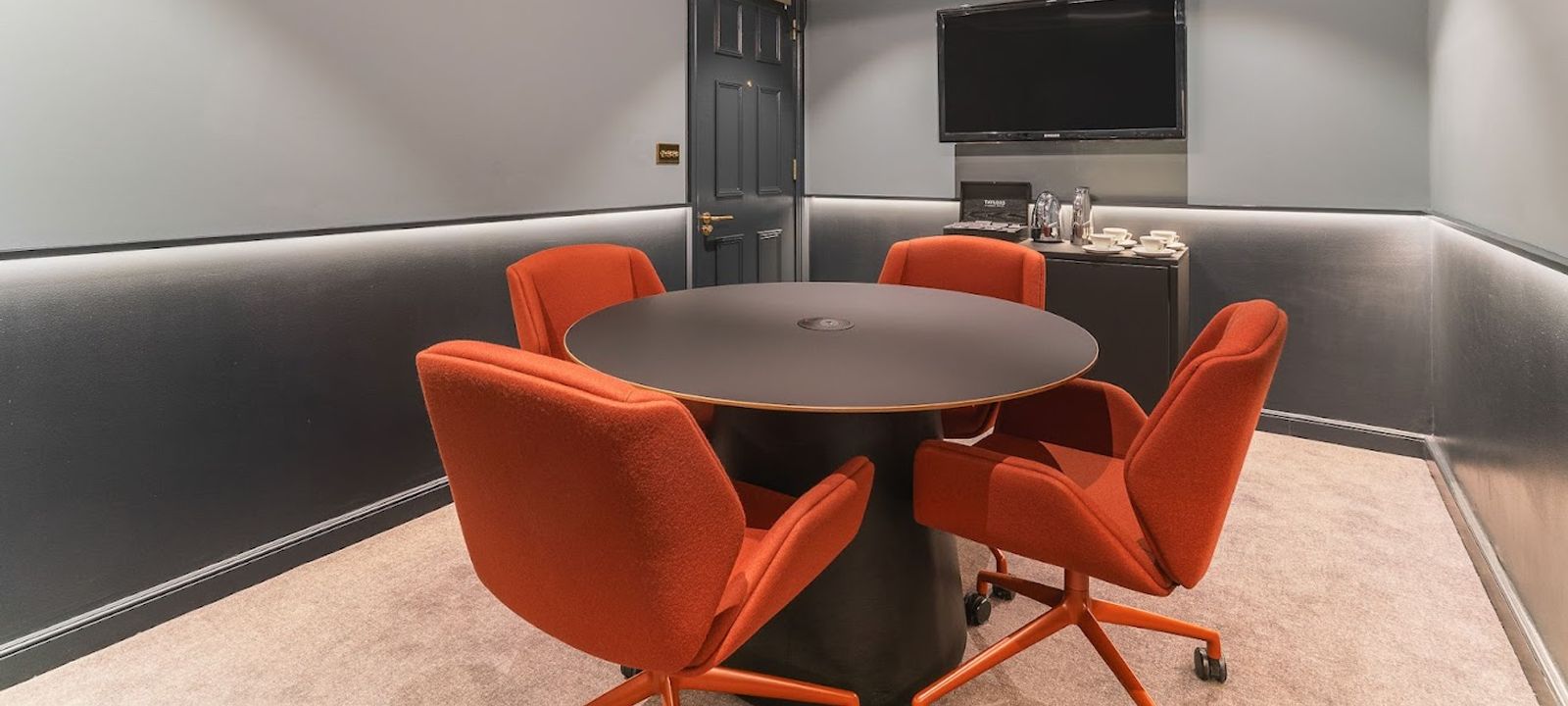 78 Pall Mall, St James's - Image 1