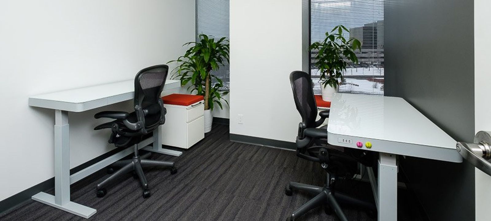 175 Commerce Valley Dr W, Thornhill - Image 1