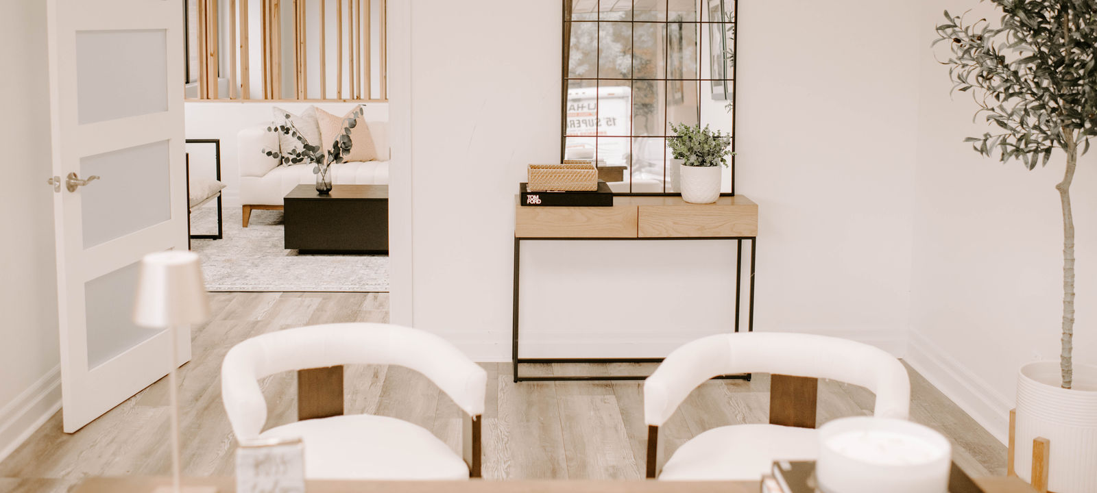 120 Wellington St, London - Image 1