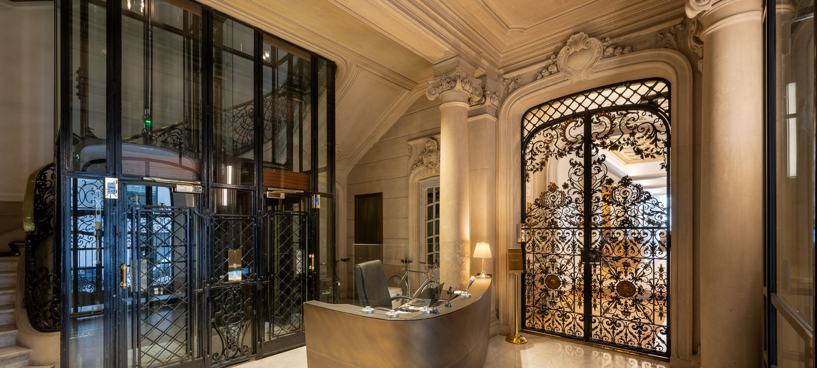 2 Rue De La Baume, Paris - Image 1