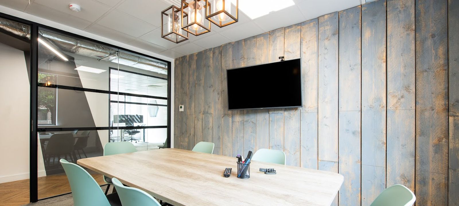 101 Victoria Street, Redcliffe - Image 1