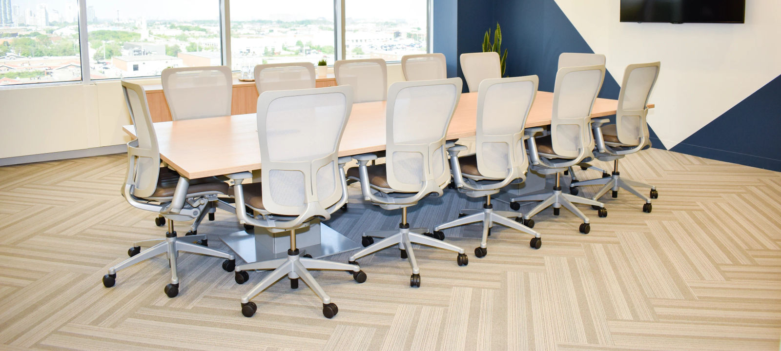 1290 Central Pkwy W, Mississauga - Image 1