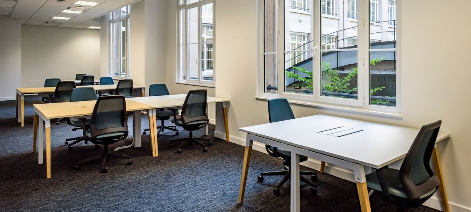 15-17 Rue Traversiere, Paris - Image 1