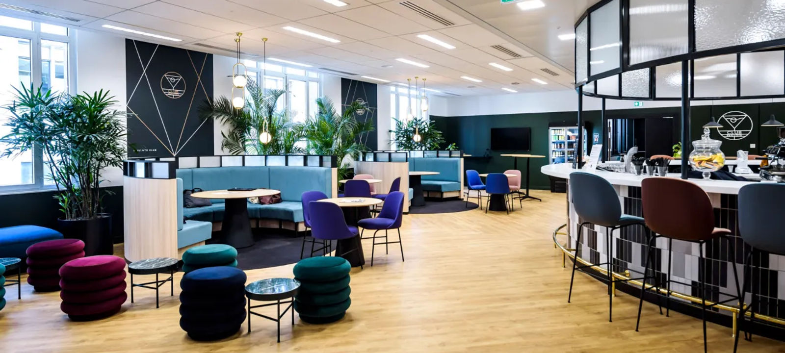 15-17 Rue Traversiere, Paris - Image 1