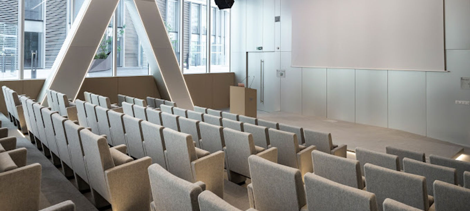 9-13 Rue Des Cuirassiers, Lyon - Image 1