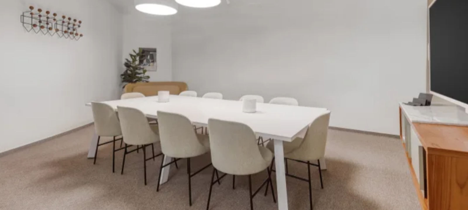 500 S Main Street, Burlington - Image 1