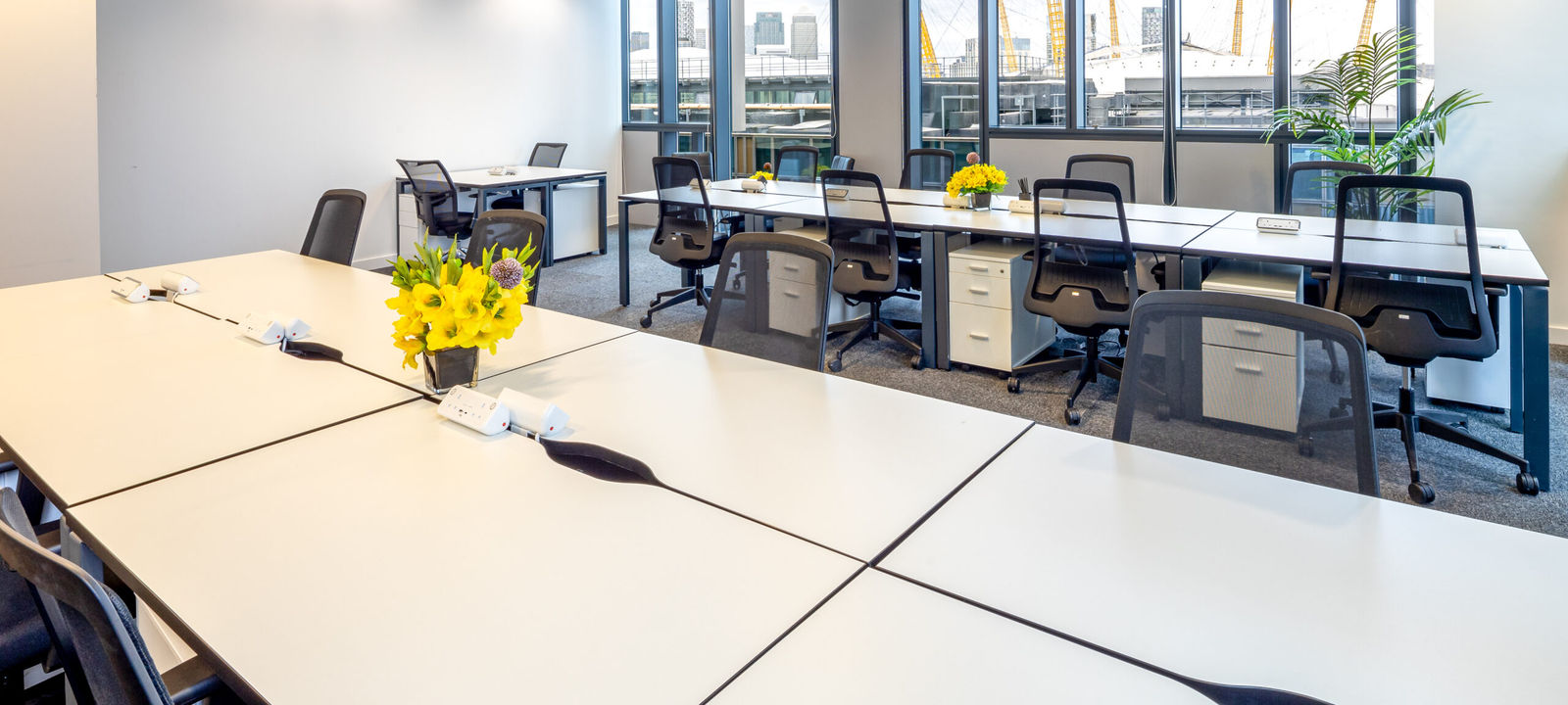 6 Mitre Passage, Greenwich Peninsula - Image 1