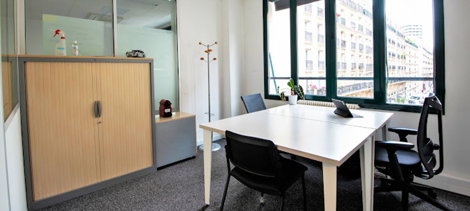 73 Rue Desnouettes, Paris - Image 1