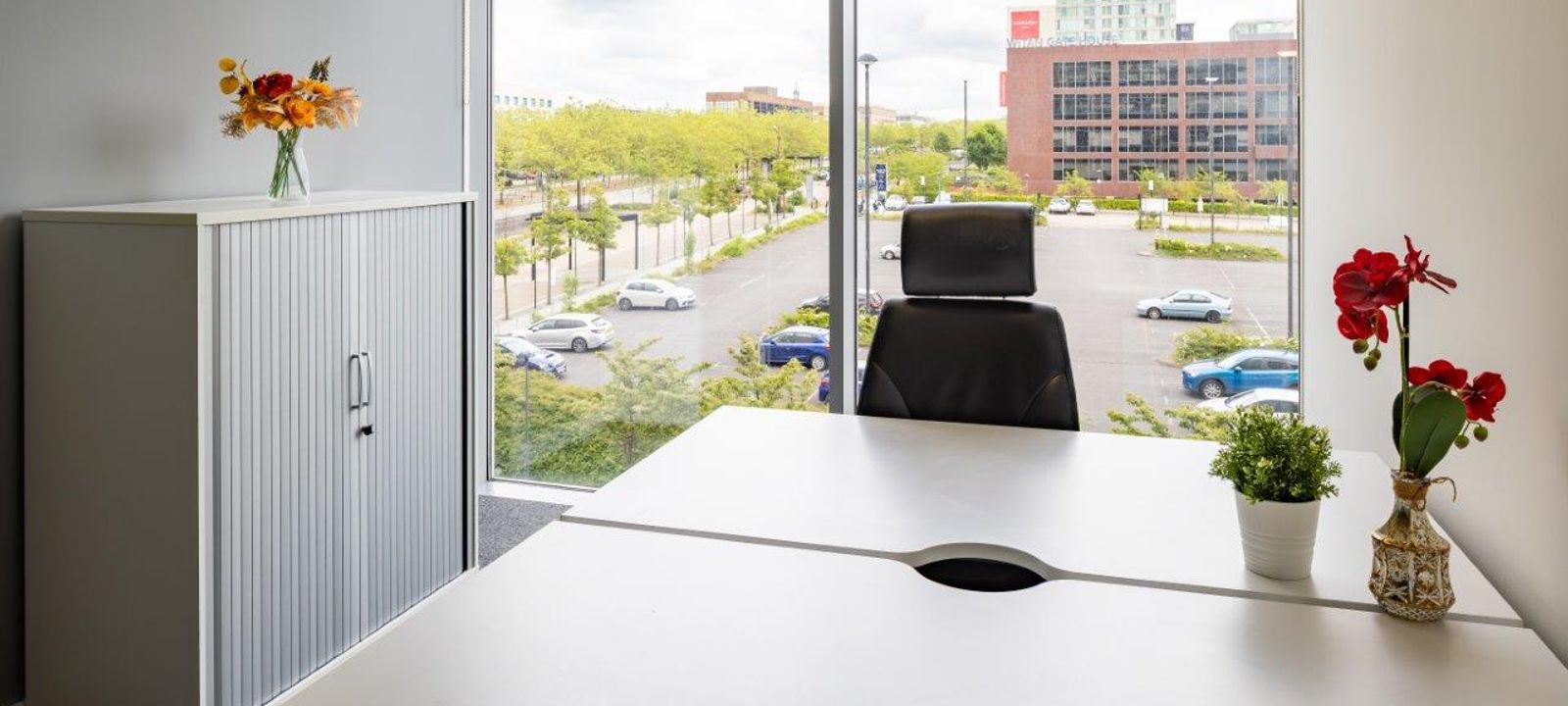 150 Midsummer Boulevard, Milton Keynes - Image 1