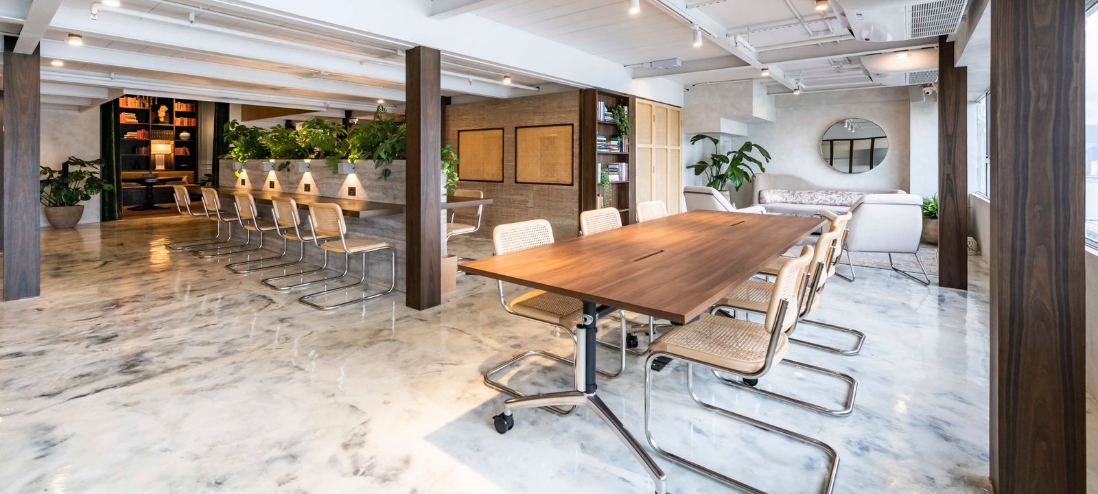 28 Hoi Chak Street, Quarry Bay - Image 1