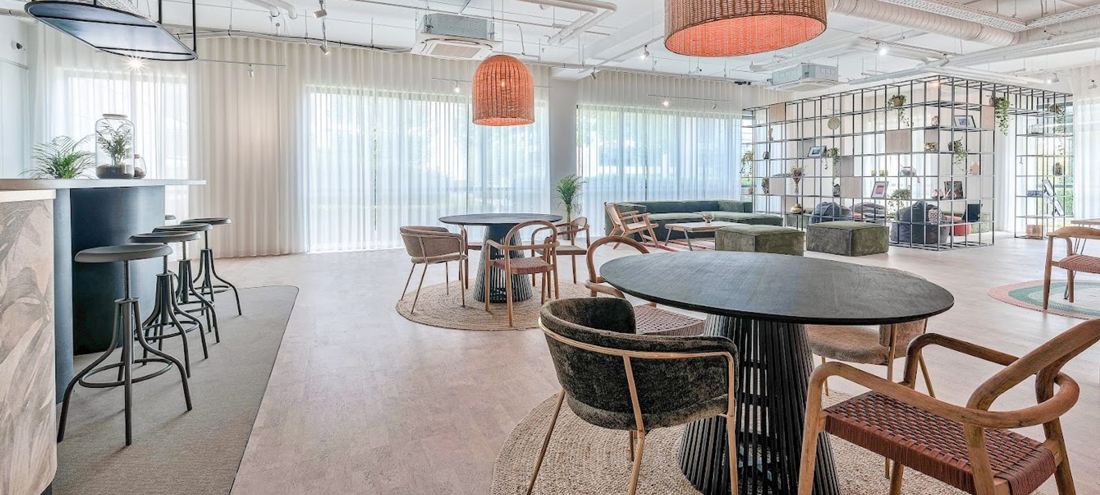 4 Bd Michael Faraday, Serris - Image 1