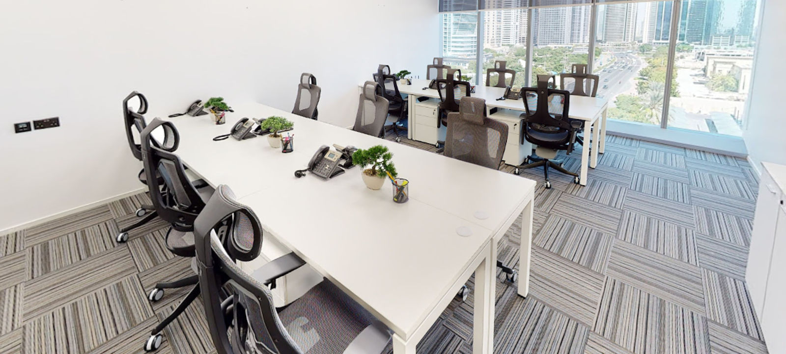 Jumeirah Lake Towers, Dubai - Image 1