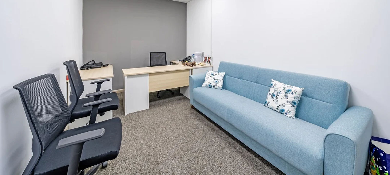 Al Barsha 1, Dubai - Image 1