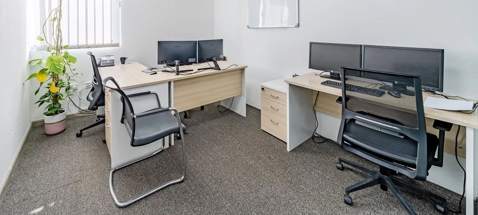 Al Barsha 1, Dubai - Image 1