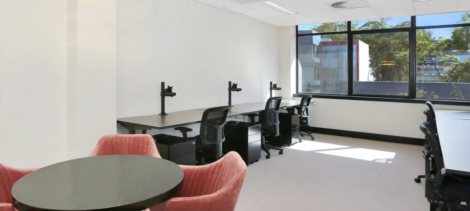 16 Suakin St, Sydney - Image 1