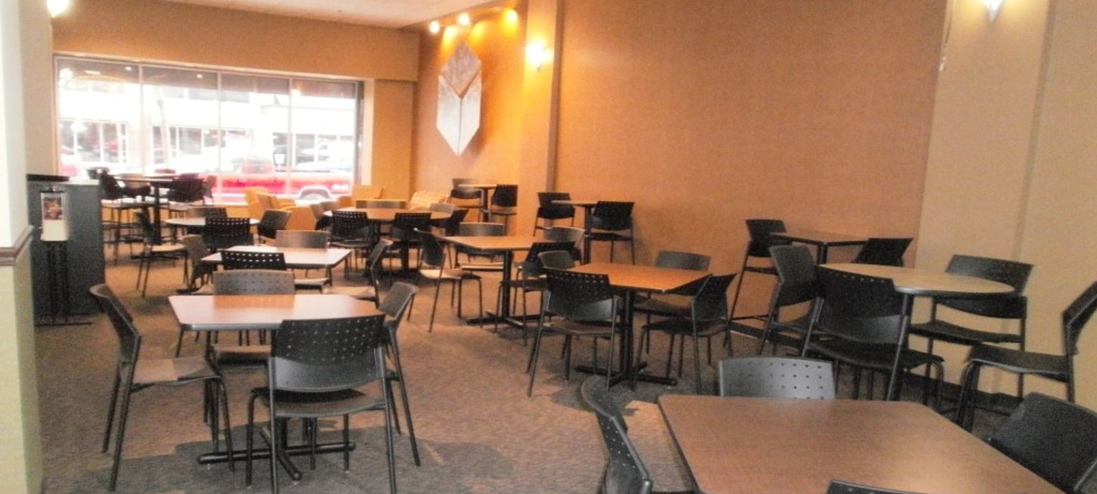 210 3rd Ave Se 210 3rd Ave Se, Cedar Rapids - Image 1